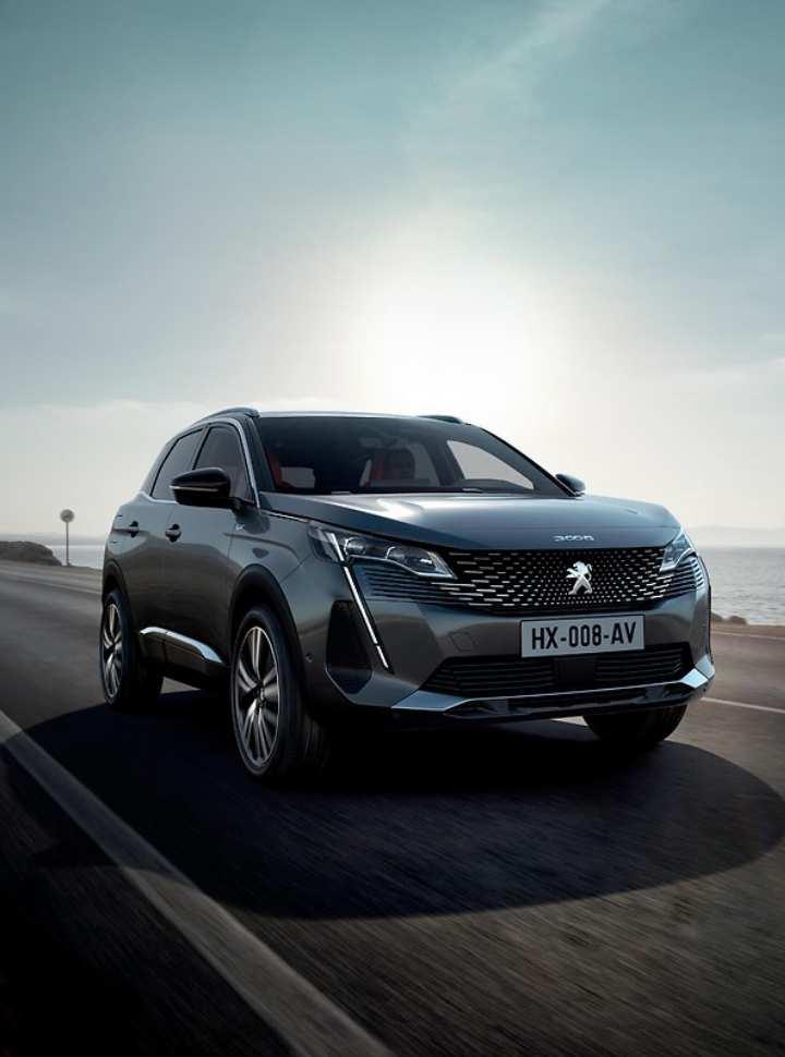 PEUGEOT 3008 2021.