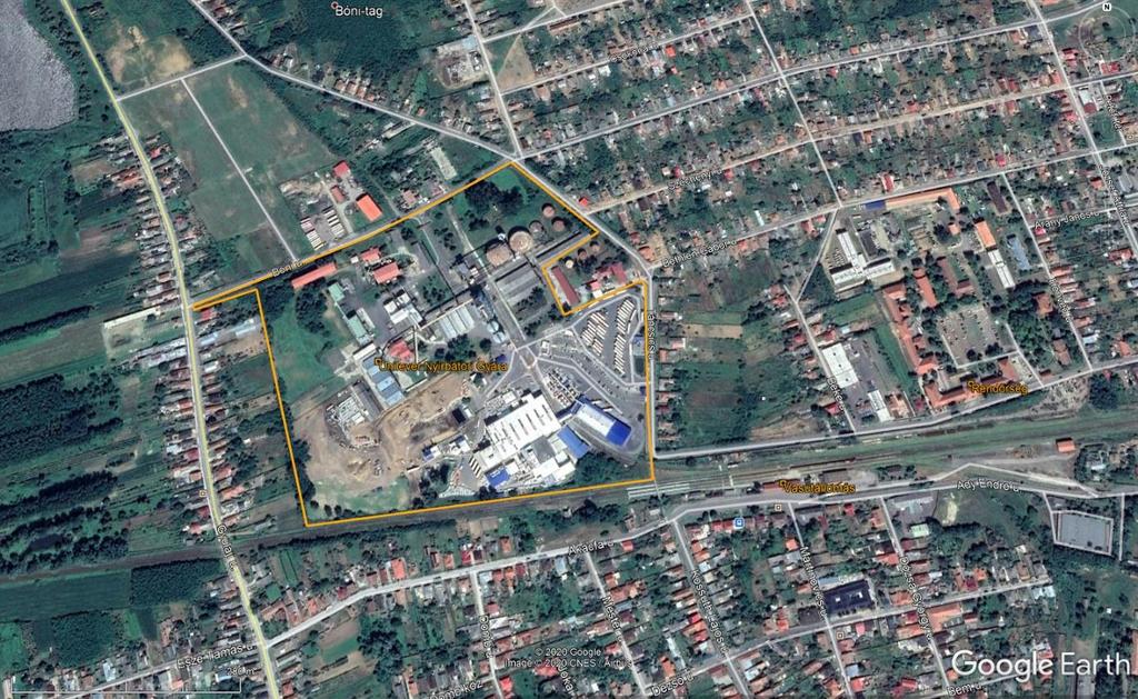 A legközelebbi lakóház a veszélyes anyag tárolótól déli irányban, kb. 80 100 méter távolságban található. 2.