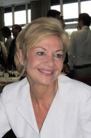 106 Nagy Katalin Született / Born: 1958, Budapest egyetemi doktorátus / university doctoral degree Magyar Tudományos Akadémia Doktora / DDS;Ph.D;DSc.