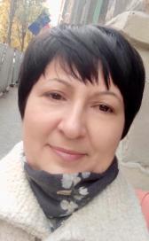 120 Petrás Éva Született / Born: 1968. március 4.