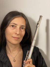 126 Rákóczy Anna Született / Born: 1978, Budapest Zeneművészeti Egyetem / Academy of Music Mesterfokozat / Master of Music Fuvolaművész, tanár / Flautist Előadóművész / Performing Artist E-Mail: