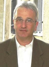 31 Csillag András Született / Born: 1952, Hódmezővásárhely Szegedi (volt József Attila) Tudományegyetem, történelem angol szakos tanár, 1975 / University of Szeged, M.A. in History, English, 1975.