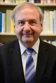 42 Fülöp Mihály Született / Born: 1953. január 11.