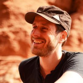 63 Jókúti András Született / Born: 1979. szeptember 23., Budapest LL.M.