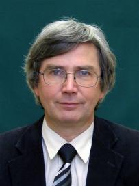 82 Körtesi András Született / Born: 1957, Marosvásárhely Ciprian Porumbescu Zeneakadémia, Bukarest / Ciprian Porumbescu National University of Music Bucharest