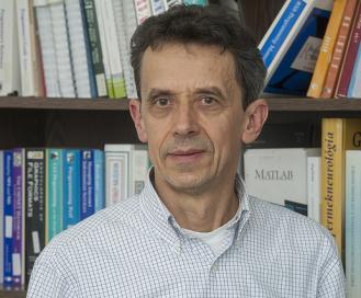 88 Laczkó József Született / Born: 1957, Budapest matematikus / mathematician PhD Az emberi mozgás szabályozásának modellezése, mozgás-rehabilitáció / Modeling of the neural