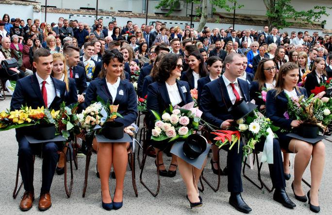 Már az elején látszott, hogy tudtok együttműködni, ha valamilyen feladat megkívánja. A gólyatáborban építettetek cipőkből tornyot, még ha lehetetlennek is tűnt e küldetés.
