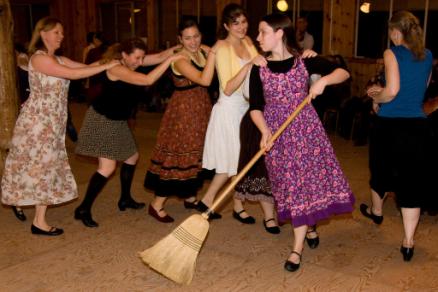 For those of you who have never heard of Ti Ti Tábor, it is a week-long Hungarian Music and Dance Camp held near Gig Harbor, WA.