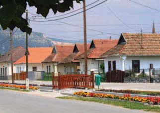 - - adódóan számos társadalmi gonddal, gazdasá- - - tériumainak támogatásával.