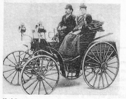 Karl Benz saját tervezésű autóján;1886