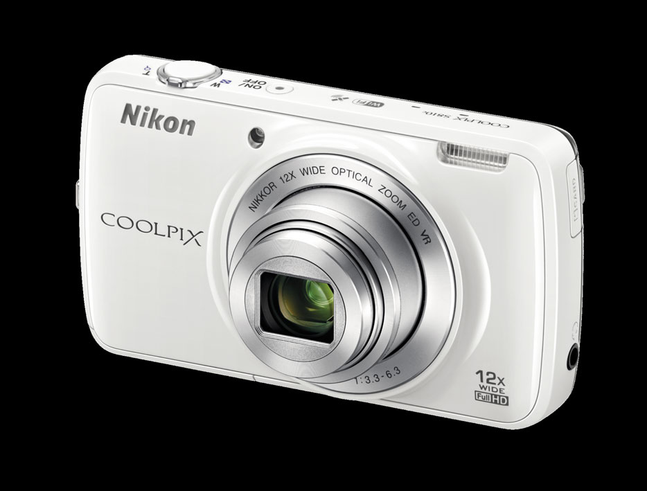 Kapcsolódás, megosztás, szórakozás ezt nyújtja a COOLPIX S810c.