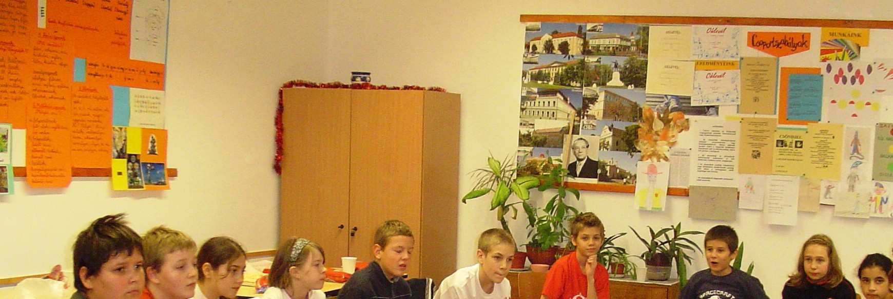 Karácsonyi ünnepség Eötvös József Tagintézmény 2008.