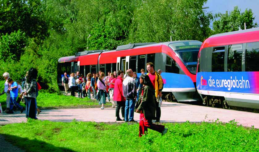 A reaktiválás óta a DB Regio NRW társaság korszerû Talent típusú szerelvényekkel szolgálja ki a hálózatot.