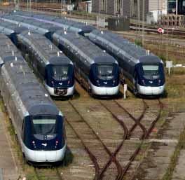 KÜLFÖLDI HÍREK Megválna új olasz motorvonataitól a DSB Amerikai jegyessel és orosz szeretővel kacérkodik az Alstom Áldását adta az Alstom igazgatósága arra a paktumra, amely a francia óriáscég és az