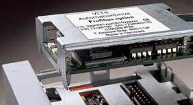 A legigényesebb alkalmazásokat is kielégítő funkciók sok éves, megbízható működést biztosító csomagolásban Moduláris felépítésű VLT frekvenciaváltók Mivel a VLT AutomationDrive, a VLT HVAC Drive és a