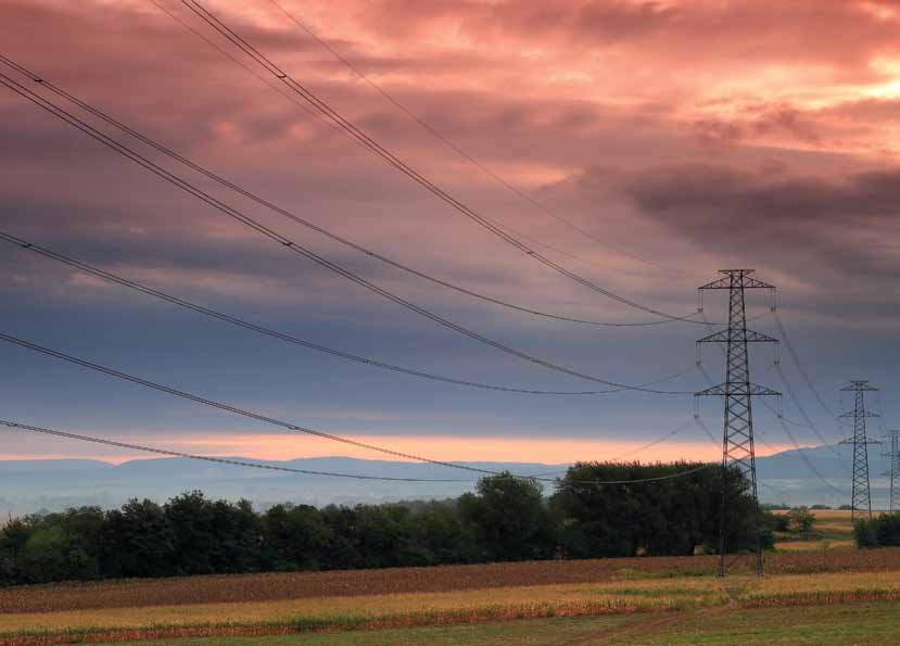 A VER ÖSSZEFOGLALÓ ADATAI. SUMMARY DATA OF HUNGARIAN POWER SYSTEM, ÉVES STATISZTIKA ANNUAL STATISTICS DÁTUM DATE Legmagasabb bruttó csúcsterhelés Maximum gross peak system load 6 63.