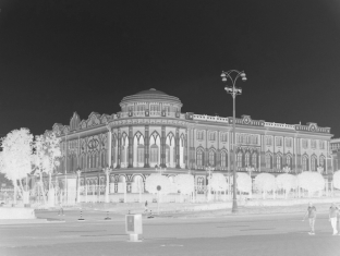 HOVA TÛNT A SOK VIRÁG Egy legenda szerint a kivégzõosztag tagja volt Nagy Imre, a szovjet titkosszolgálat ismert ügynöke is, de ezt a magyar történészek cáfolják.