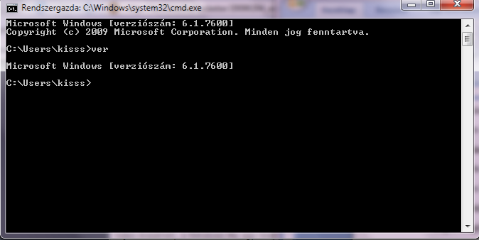 14 3.2. Verzióválasztás Miért pont Windows 7 a neve az új operációs rendszernek? A Microsoft az operációs rendszereit többféleképen nevezte már. Voltak verziószámok: Windows 1.0 Windows 2.