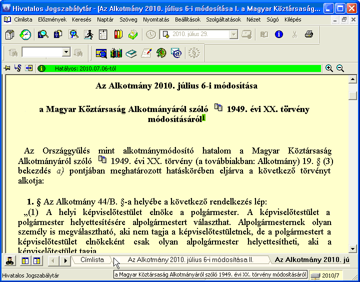 A fülön az ablak rövid címe, jogszabályok esetében a jogszabály száma látható.