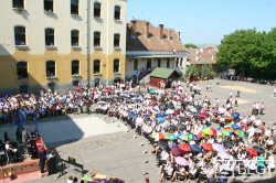 Pénteken ballagnak a Bocskay nyakkendısök 2011.05.26. Marosvasarhelyi Hirlap Szász Cs.