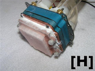 Peltier elemek alkalmazása A Peltier elemes hőtést (thermoelectric cooling,tec)viszonylag sőrőn használják a számítástechnikában, de más mobil alkalmazásoknál is gyakran elıfordul (szerv- és