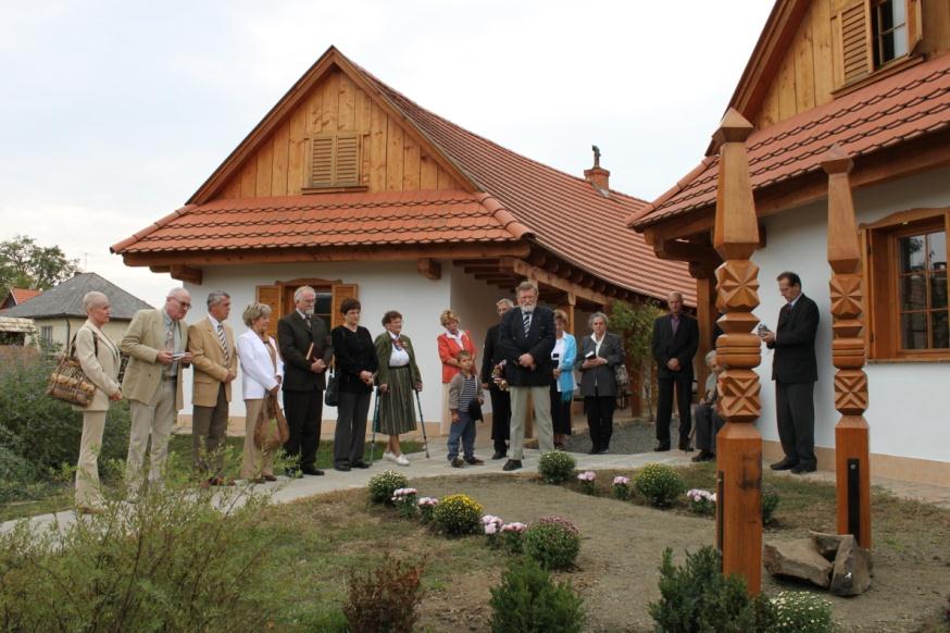 táborunkat, Tomcsányi István altagozatvezető ide hirdette meg a találkozót.