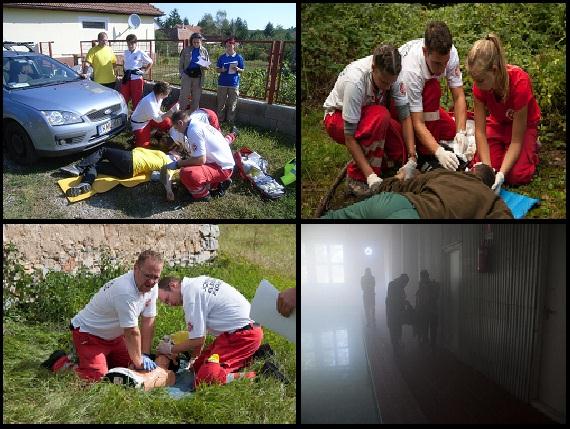 Lehetőségünk volt összebarátkozni sok különböző értékes és érdekes emberrel, akikkel még ma is tartjuk a kapcsolatot. Örülök, hogy ott lehettem.