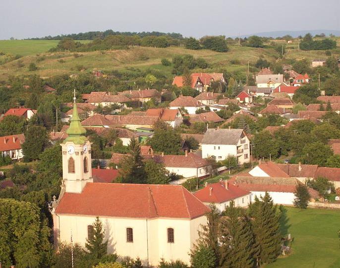 - A leszakadó falusi népesség visszavezetése a munka világába - háztáji ill.