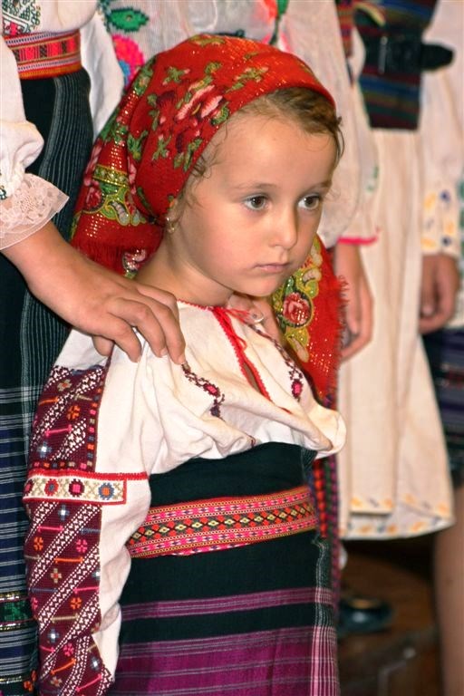 , esztergomi érseki kinevezésének 70., valamint halálának 40. évfordulójára, Adriányi Gábor professzor úr 80. születésnapjára ajánlva Kiadta a Hittel a Nemzetért Alapítvány, 2015. A kötet szerzői: Dr.