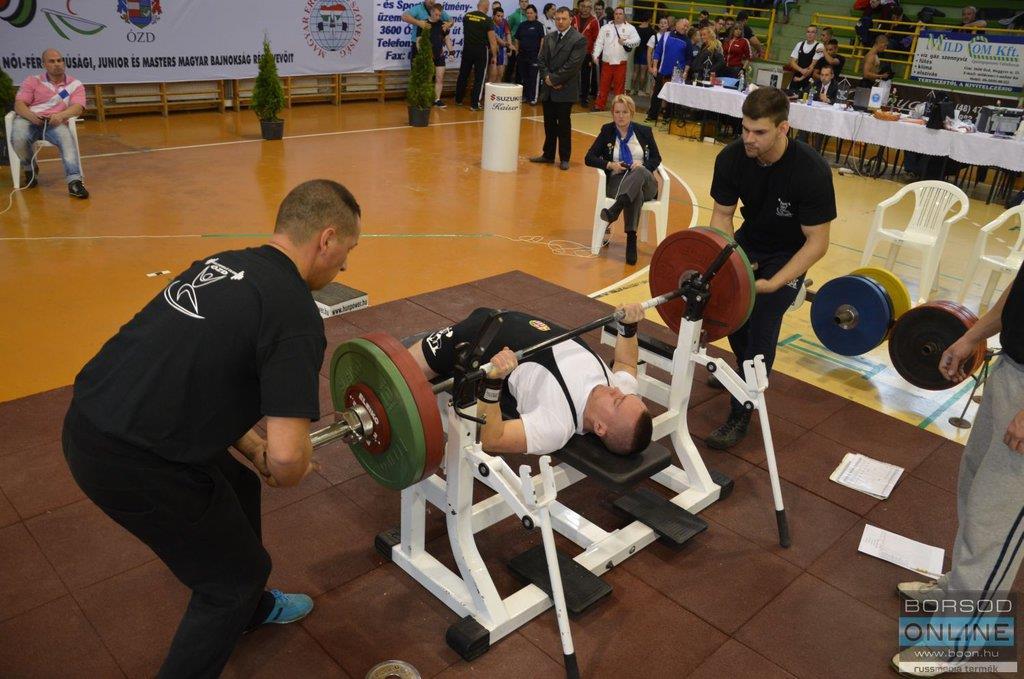 Masters Súlyemelő Európa-bajnokság Kazincbarcika, 2014. 05. 19-24. Név Kategória Súlycsoport Összetett eredmény Helyezés Szepessy László M70 94 kg 186 kg 1. Kecskés Zoltán M40 69 kg 233 kg 1.