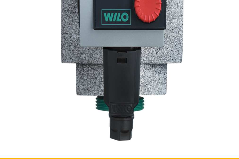 Wilo-Stratos PICO a Prémium LCD kijelzővel éjszaka/nappali