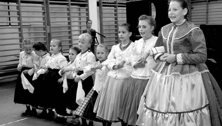 Pontosan száz évvel ezelőtt született a tekerőlant-készítő mester, akit nem csak Magyarországon, de más országokban is elismerés övez mind a mai napig.