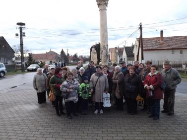 A NABE és a Jégmadár Nyugdíjas Klub közös kirándulása Vörsre- 2013. január 5-én Már a tavalyi évben is szóba került, hogy jó lenne elmenni Vörsre és megnézni a Betlehemet.