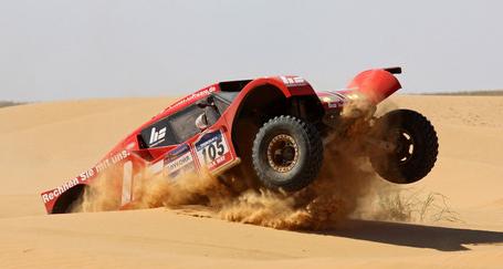 verseny legeredményesebb nem VW-es pilótája volt. Ötödikként Alexey Berkut (Mitsubishi) ért célba 40 perces hátránnyal Al-Attiyah-hoz képest.