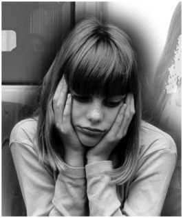 11 Depresszió gyermek- és serdülõkorban A pszichiátriai betegségek közül talán a depresszió a legismertebb, ugyanakkor pontos meghatározása sokszor a szakembernek is nehézséget okoz.