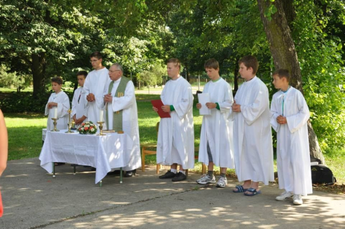 Ta t a 3 Sárkányhajózás megtapasztalta az Isten ingyenes szeretetét, az mindig újra és újra inni akar az örök élet vizéből, ami a folyamatos Krisztussal való kapcsolata révén a szívéből forrásként