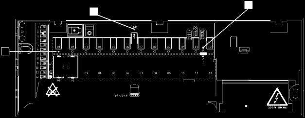 7. Az Uponor C-55/56 vezérlő üzemeltetése Ha a rendszerhez nem csatlakozik Uponor I-75/76 interfész, akkor az Uponor javasolja, hogy rendszeresen nyissa fel a vezérlő fedelét és ellenőrizze a