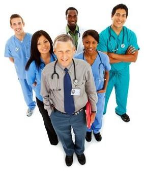 Az egészségügyi dolgozók jogai és kötelezettségei Az egészségügyi dolgozók ellátási kötelezettsége Vizsgálati és terápiás módszerek megválasztása Az ellátás megtagadásának joga Tájékoztatási