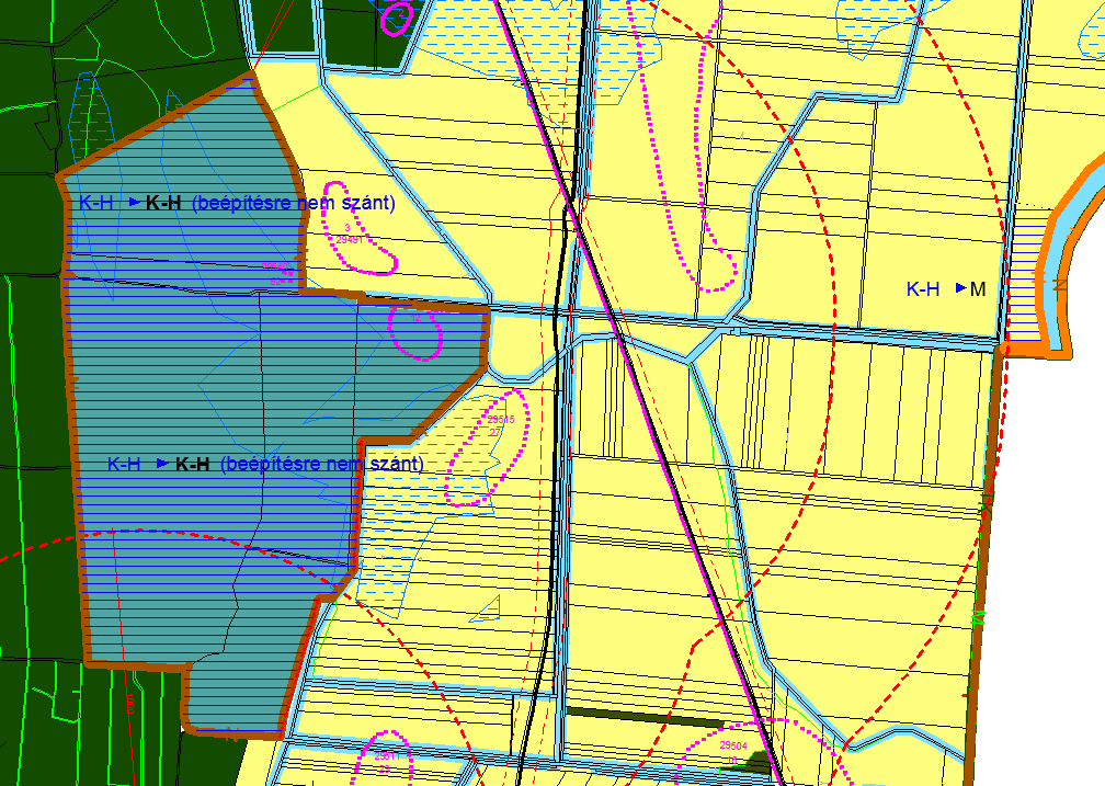 3. Az 1067/1 helyrajzi számú teleknek a Május 1. tér és a Kis utca közötti szakasza V vízgazdálkodási területbe kerül át. Módosított T-2 Településszerkezeti terv részlet Május 1.
