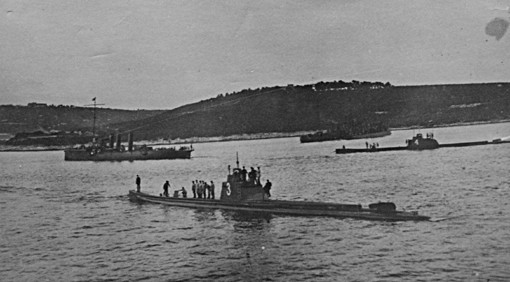 U3-as tengeralattjáró 1907. 03. 12. Megtörtént a gerincfektetése. 1909. 08. 20.