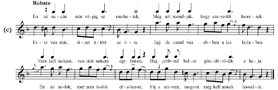 összekapcsolja), a II. és III. tétel összekapcsolása triós formává, valamint és a tételek hangnemi rendje (I. tétel: C-mixolíd, II. tétel: c-dór, III.