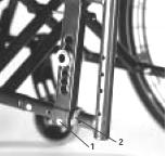 6. Patent tengely: A kerekek szerszám nélkül ki- és visszaszerelhetők. A kerekek a kioldó gomb megnyomásával húzhatók le (1).