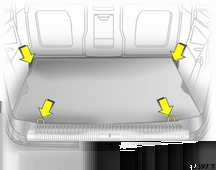 Tárolás 73 Beszerelés Helyezze be a csomagtérroló bal oldalát a tartóba, húzza fel a kioldókart és tartsa így, helyezze be a csomagtérroló jobb oldalát a tartóba és rögzítse.