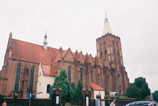 A kujáviai püspökök palotáját Stanisław Dąmski püspök építtette 1693-ban, ma Képzőművészeti Akadémiának ad otthont.