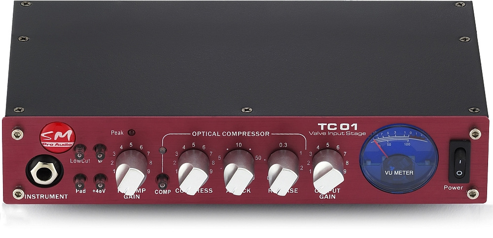 TC01 Egycsatornás csöves előfokozat A TC01 egy egycsatornás, A-osztályú csöves előfokozat, kapcsolható fantomtáppal, fázisfordítási lehetőséggel, kapcsolható -20 db-es bemeneti osztóval, illetve