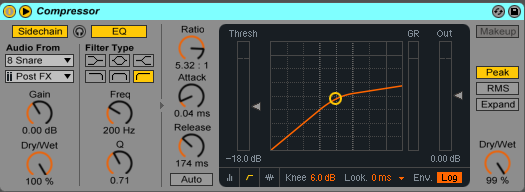 Mixing & Mastering Az egyes hangsávokkal való munkák során, a hangszínek kikeverése közben már elkezdtem használni mastering eszközöket (kompresszorok, sidechain, multiband compression), azonban a