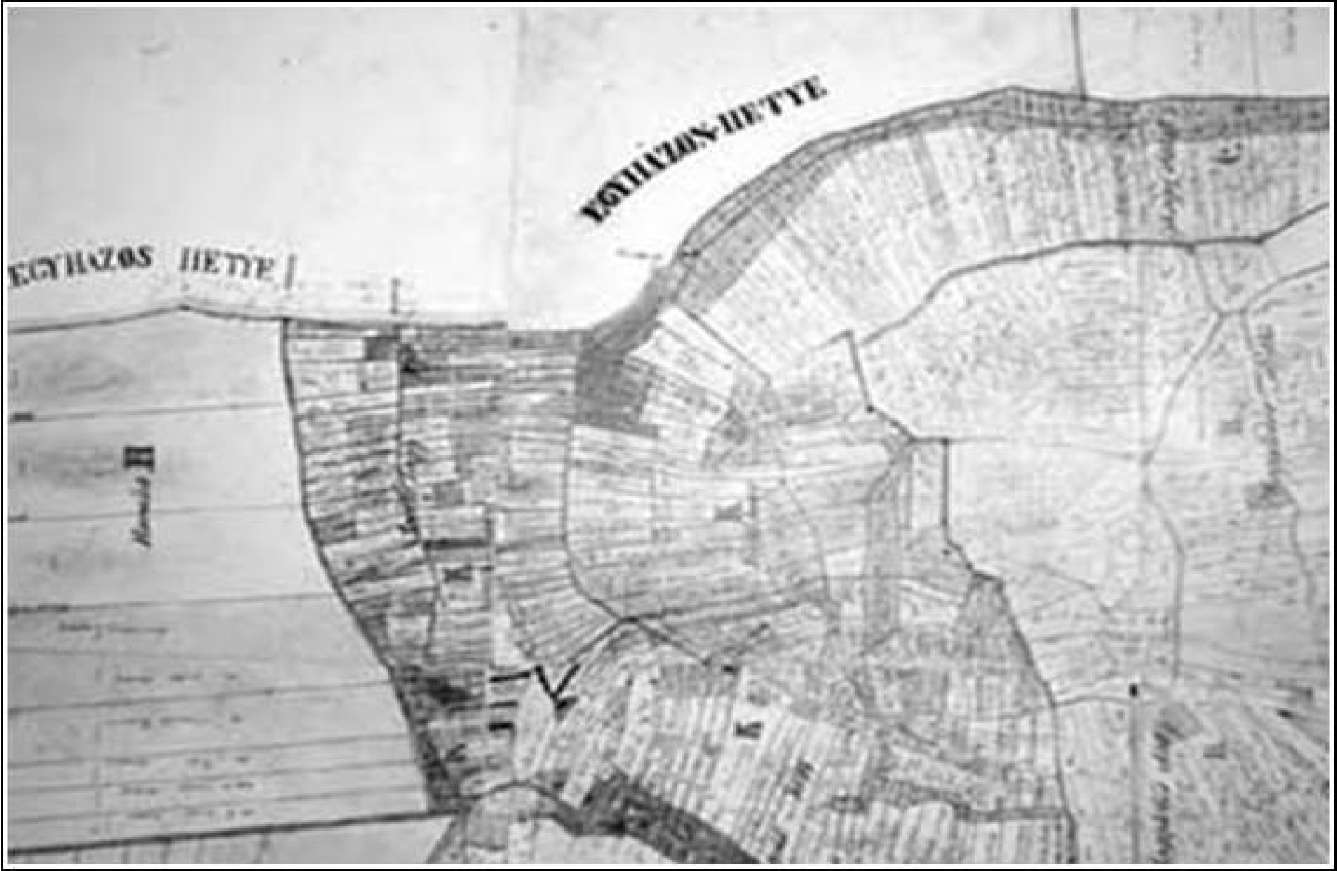 28 száz magyar falu A Kis-Somlyó birtoktérképe 1875-ből Borospincéi nagyrészt a helyben bányászott bazaltból épültek, döngölt agyagpadlójúak, cserépfedésűek. Belépéskor az előpincébe toppanunk.