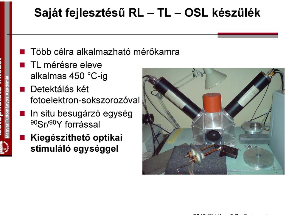 Detektálás két fotoelektron-sokszorozóval In situ