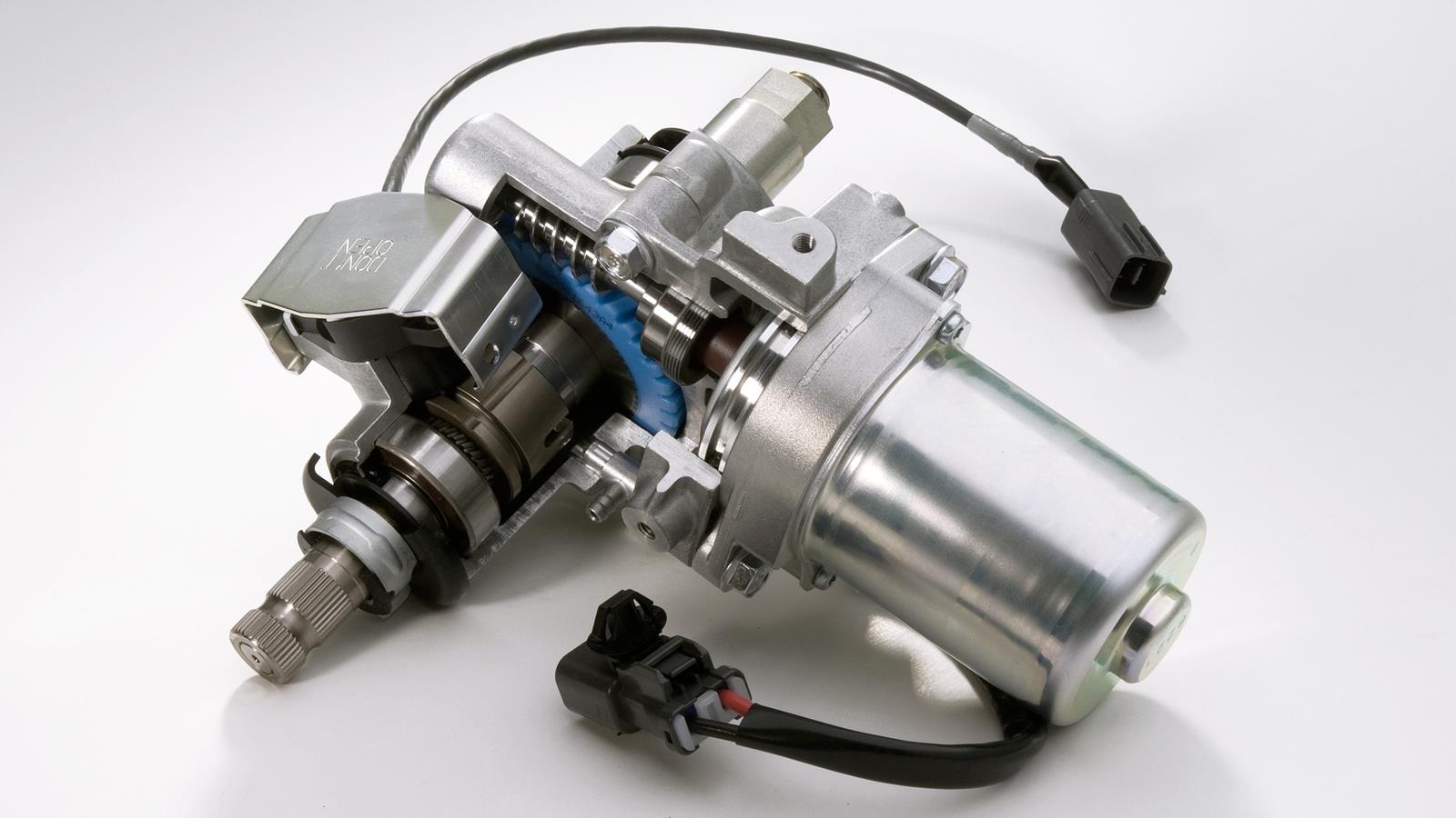 708 köbcentis DOHC motor A kemény munkavégzésre alkalmas Kodiak 700 nagy teljesítményű, nagy kapacitású motorral rendelkezik, amely kategóriaelső nyomatékot és teljesítményt kölcsönöz a járműnek.