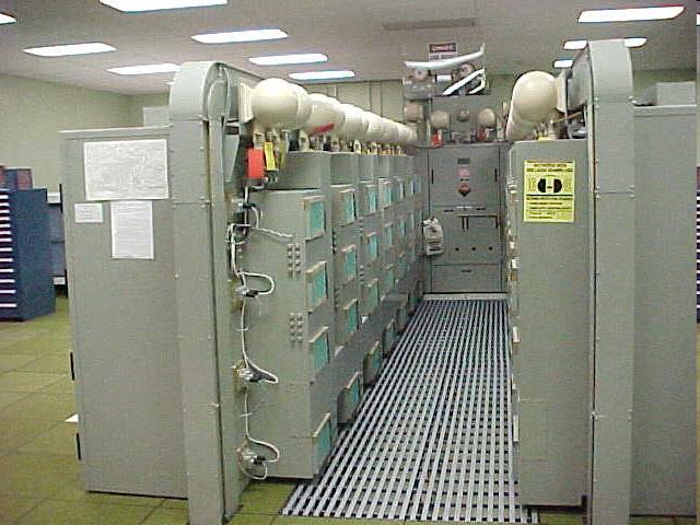 Rádiós iránymérés, hiperbola navigáció Cesium atomic